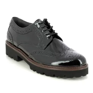 05.244 Patent Leather Lace Up