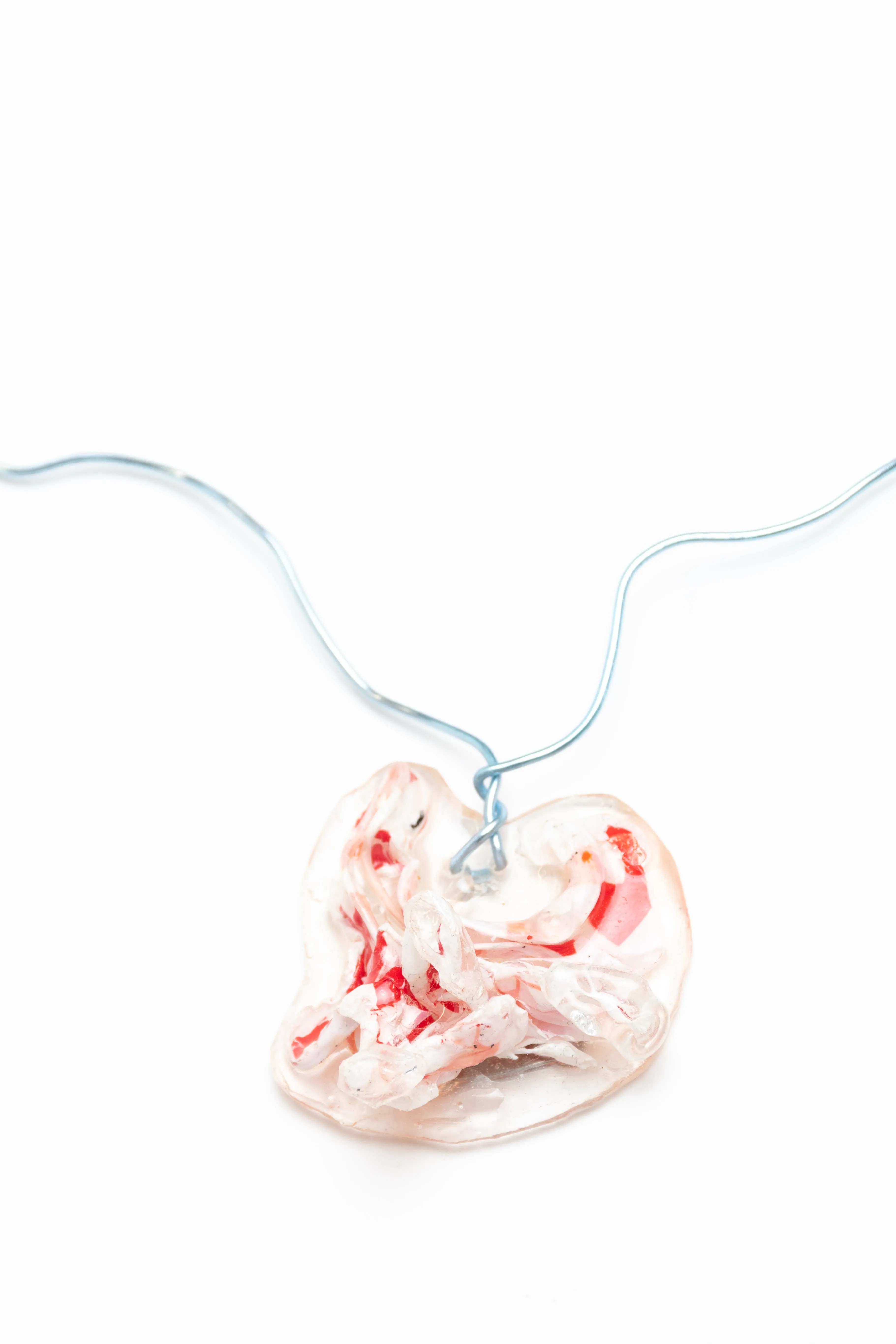 FRAGIL NECKLACE