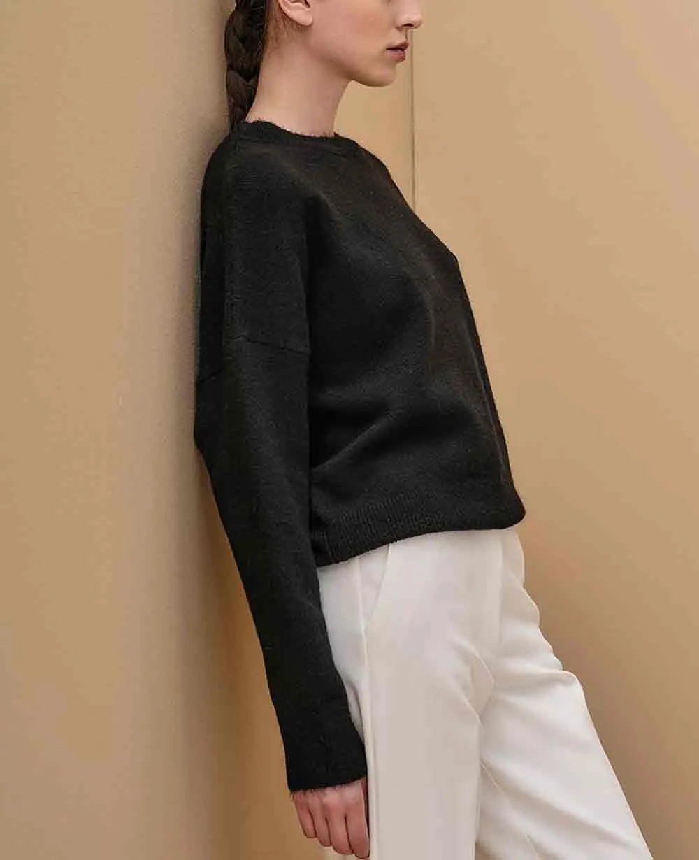 ROUND NECK PULLOVER "JOYA" BLACK