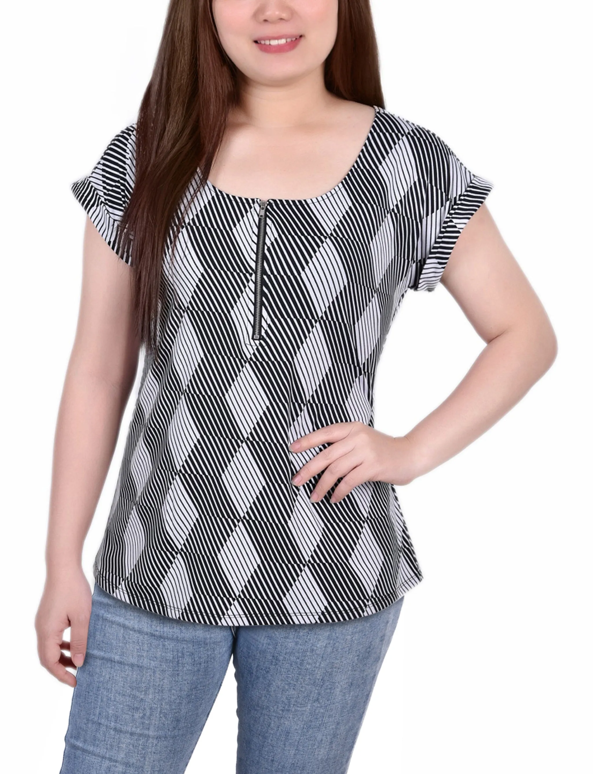 Short Extended Sleeve Zip Top